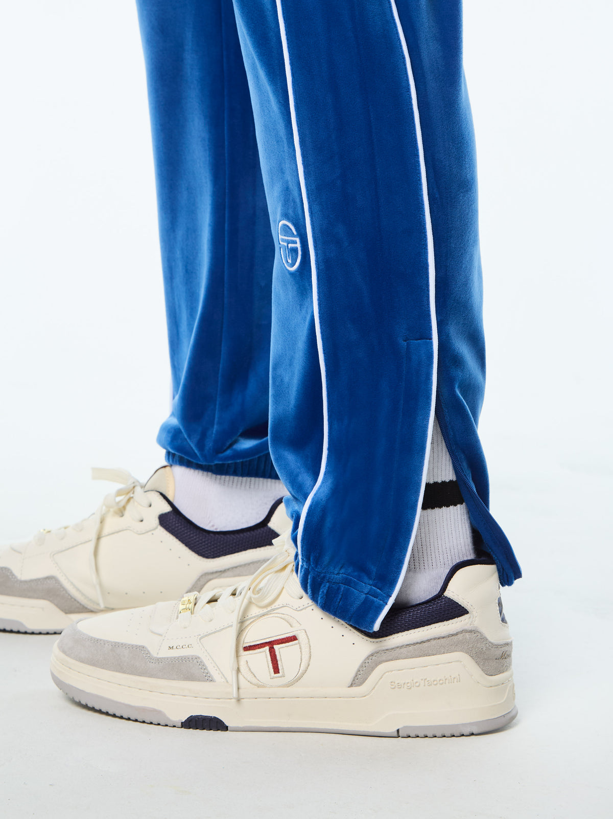 Lioni Veour Track Pant in Galaxy Blue, view 7