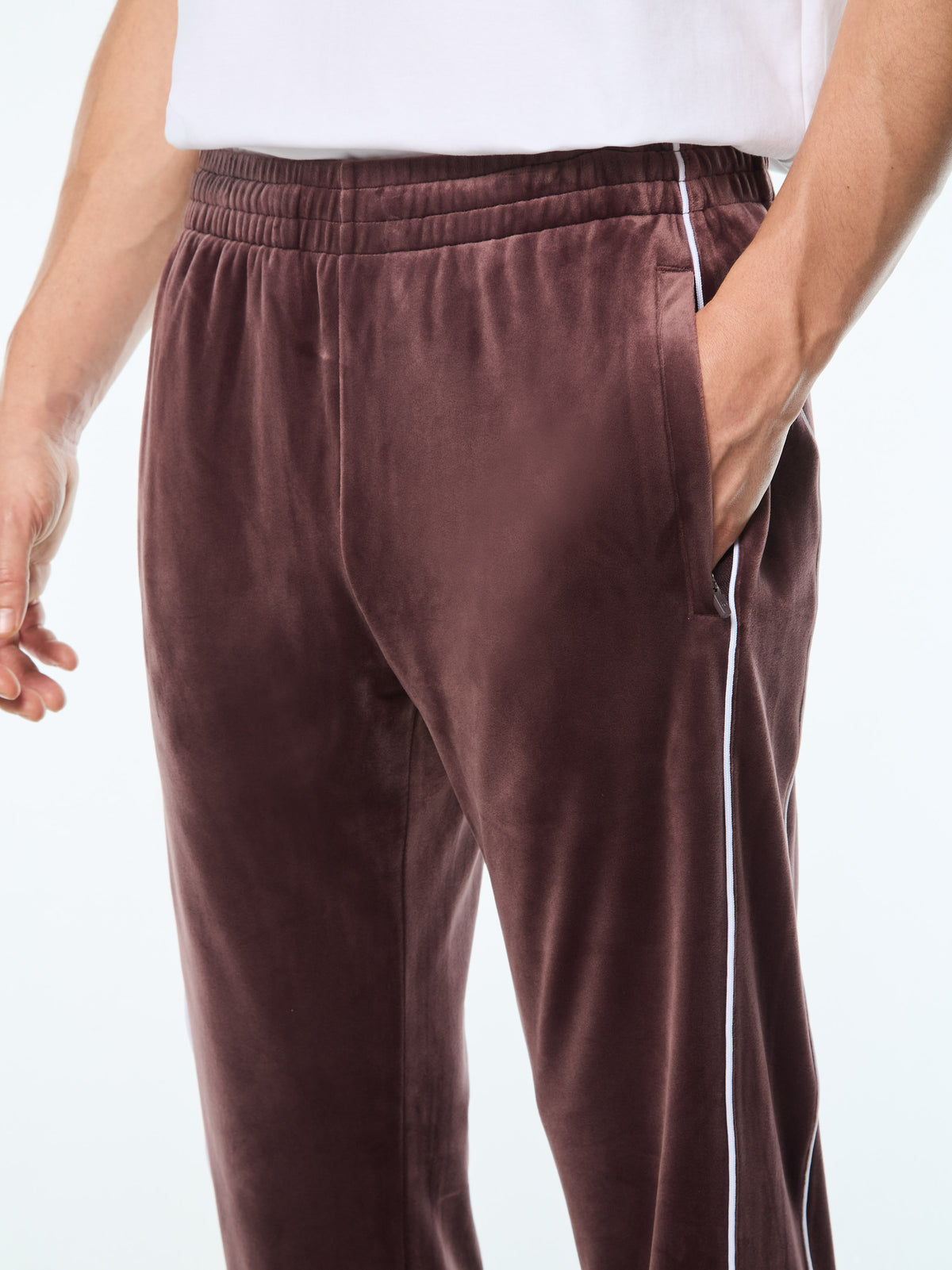 Lioni Veour Track Pant in Huckleberry, view 8