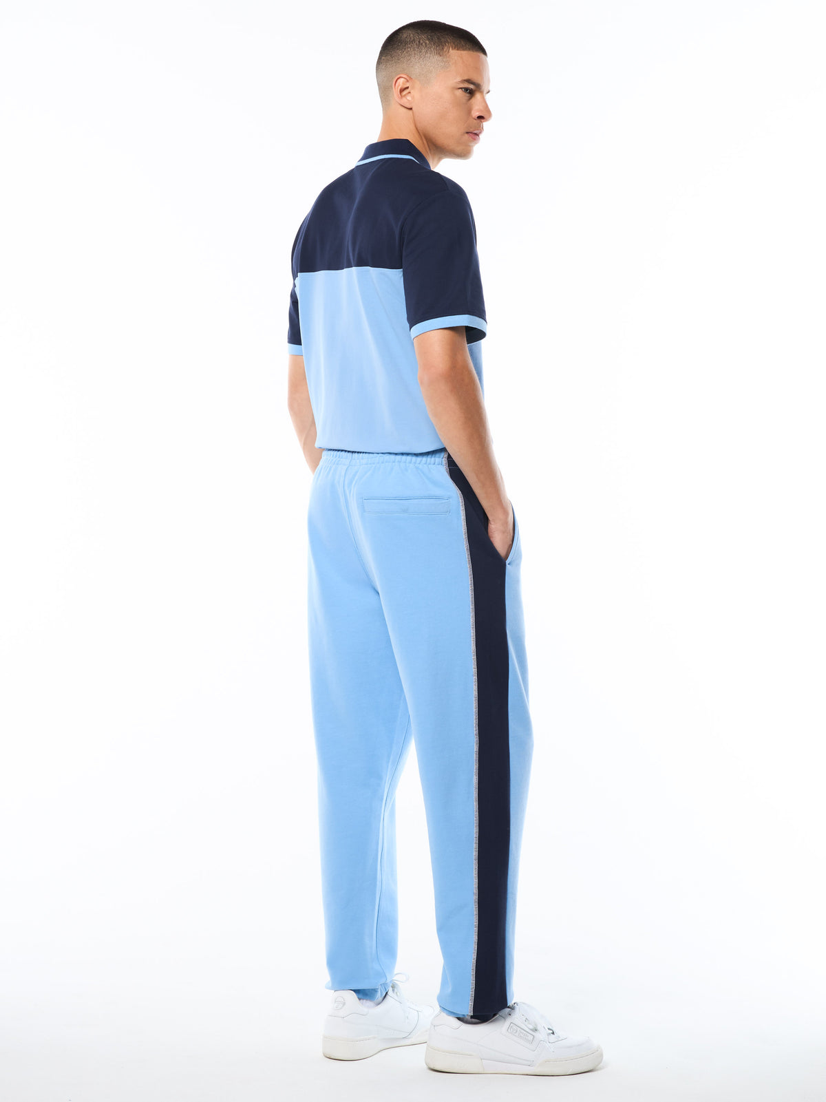 Volo Sweatpant in Della Robbia Blue, view 5