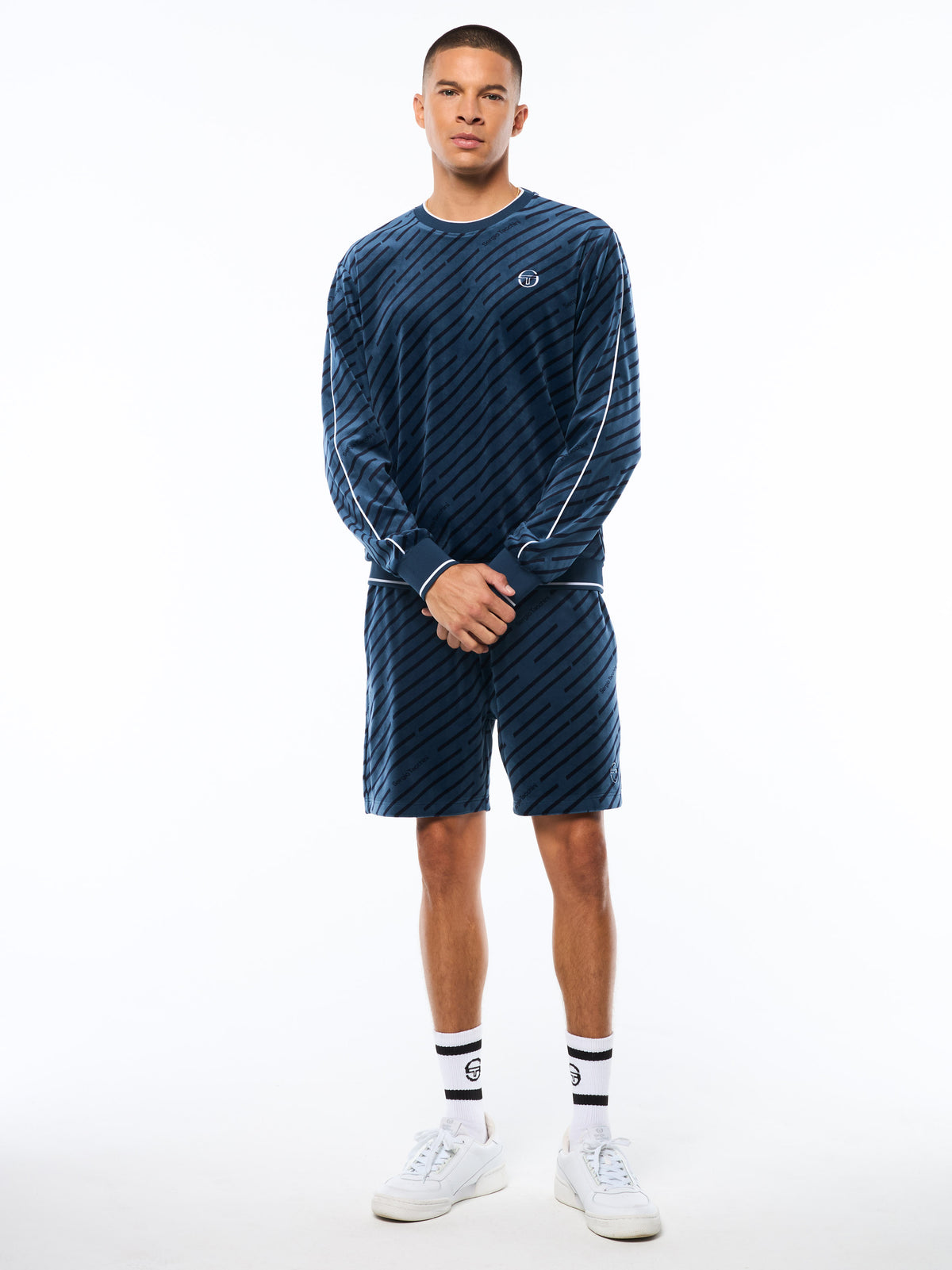 Obliquo Velour Crewneck in Key Largo, view 3