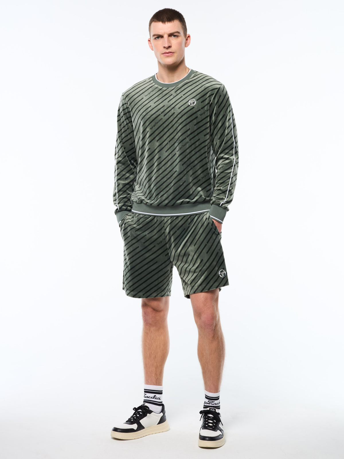 Obliquo Velour Crewneck in Agave Green, view 3