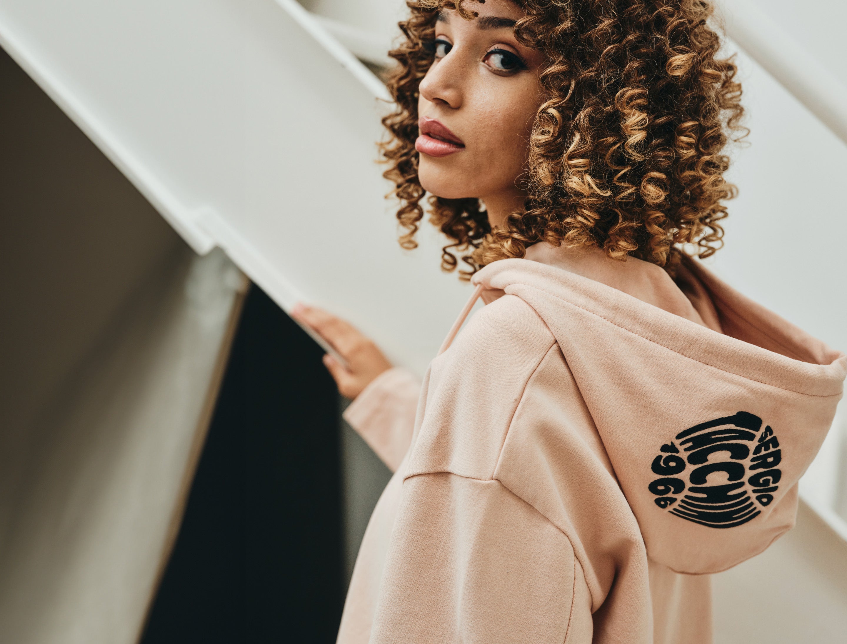 Women's Sweatshirts & Hoodies