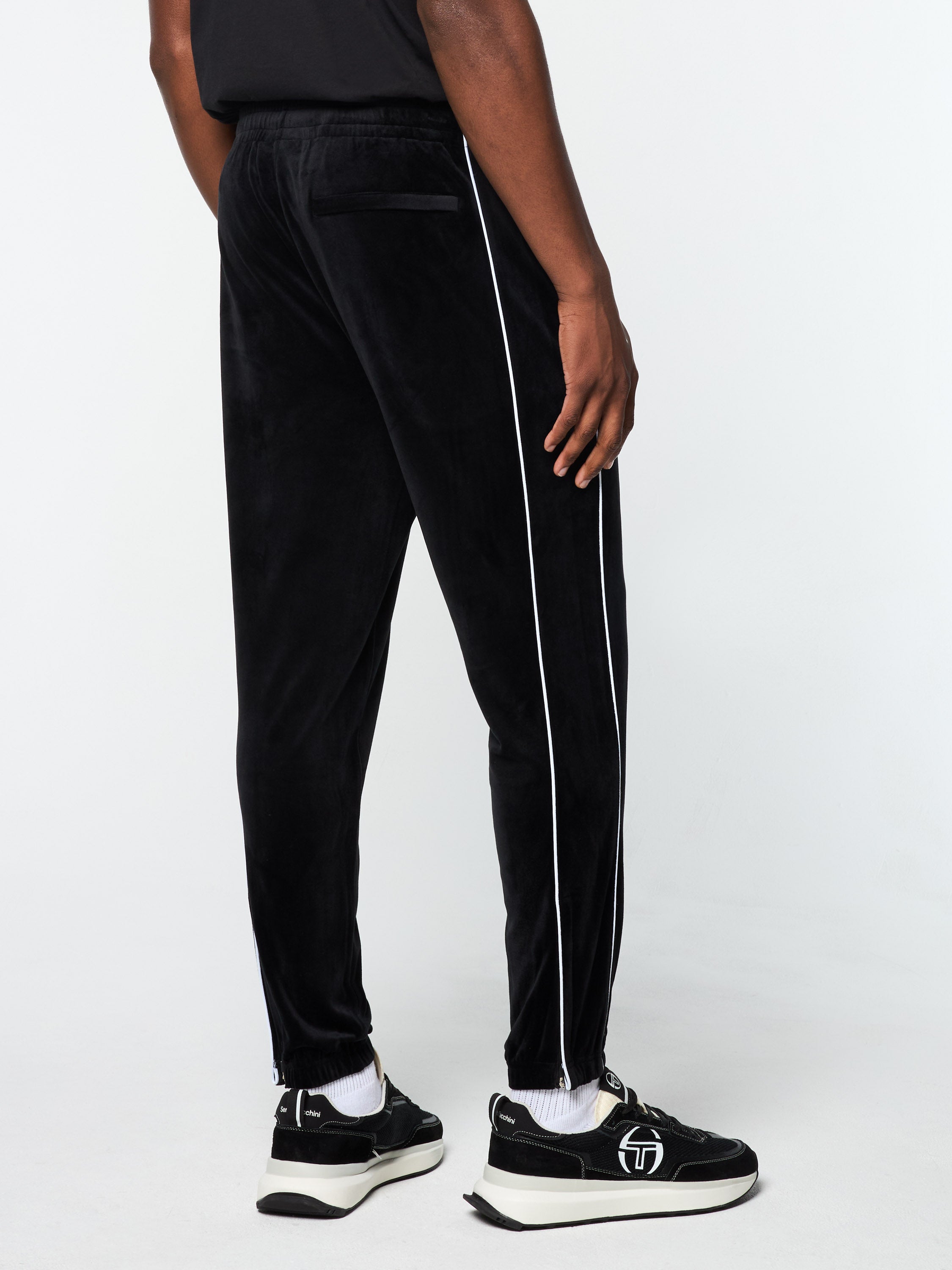 Lioni Velour Track Pant- Black Beauty – Sergio Tacchini