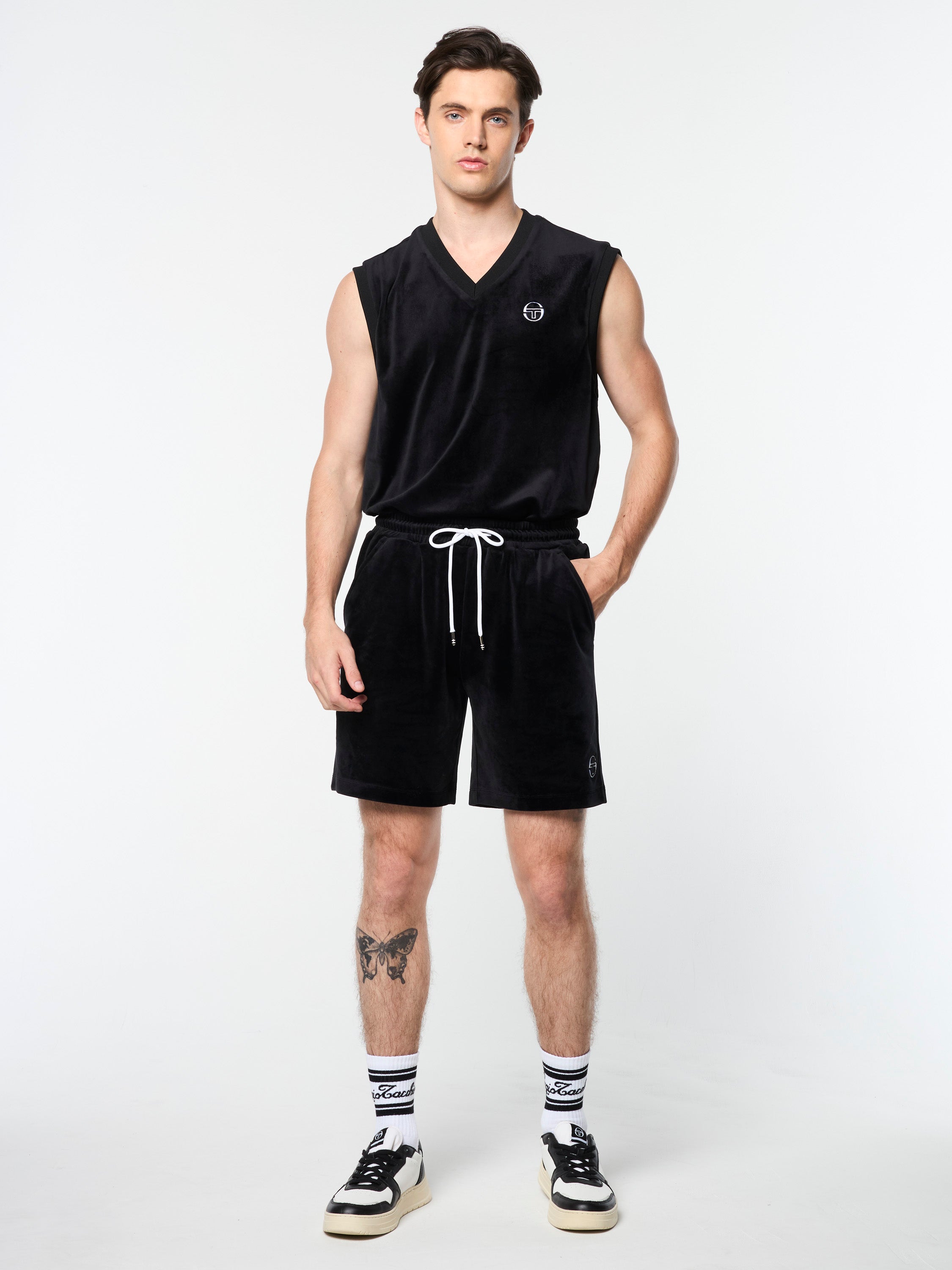 Renzo Velour Short- Black Beauty – Sergio Tacchini